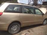 A picture of Used 08 Toyota Seinna Engine gear perfect Clean interior A