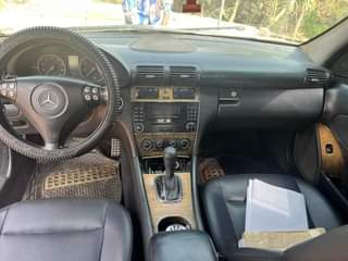 A picture of C230 2007