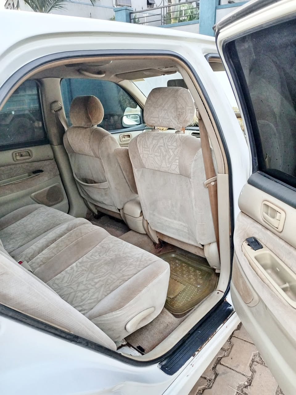 A picture of TOYOTA VISITA ADEO