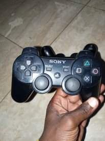 A picture of ORIGINAL PS3 PADS 2 PIECES 90K