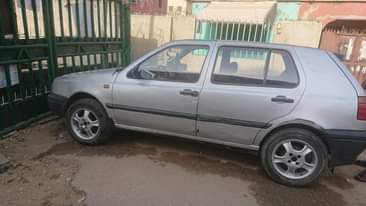 A picture of Volkswagen golf Saloon2000C