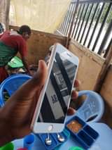 A picture of iPhone 7 plus GB 128