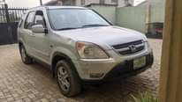 A picture of sweet deal again Honda Crv 2005 with a sound engine