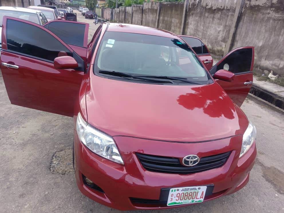 A picture of Toyota corrola 2010