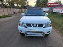 used nissan hardbody