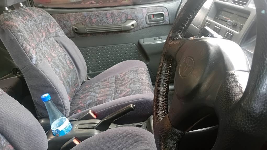 A picture of Rav4 short