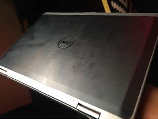 A picture of DELL LAPTOP