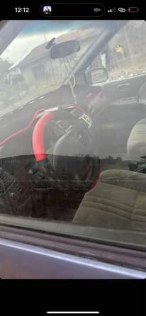 A picture of Toyota Sienna 2000 model