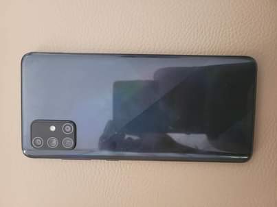 A picture of Samsung Galaxy A71