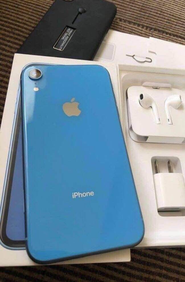 A picture of iPhone XR