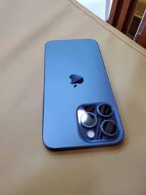 A picture of iPhone 15 pro max 512GB American import still in apple