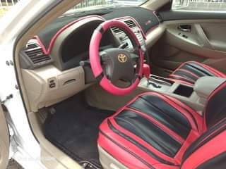 A picture of Toyota mussle camry 2008 model engine and gear is perfect