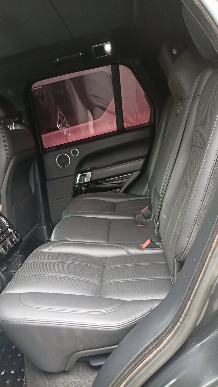 A picture of 2018 Range rover vogue