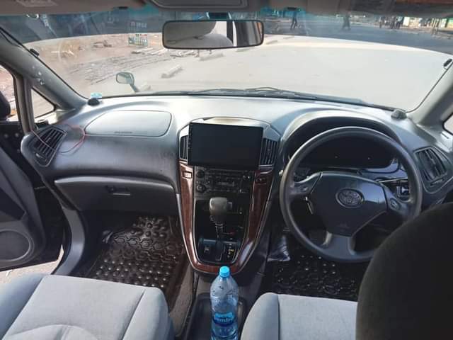 A picture of Harrie old milion 9 8 Ipo mwanza Automatic Engine safi