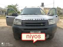A picture of Land rover automatic carrying toyota engine
