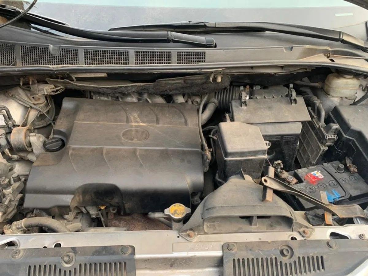 A picture of 2010 Toyota Sienna