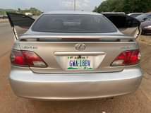 A picture of Model 2004 Model Lexus
