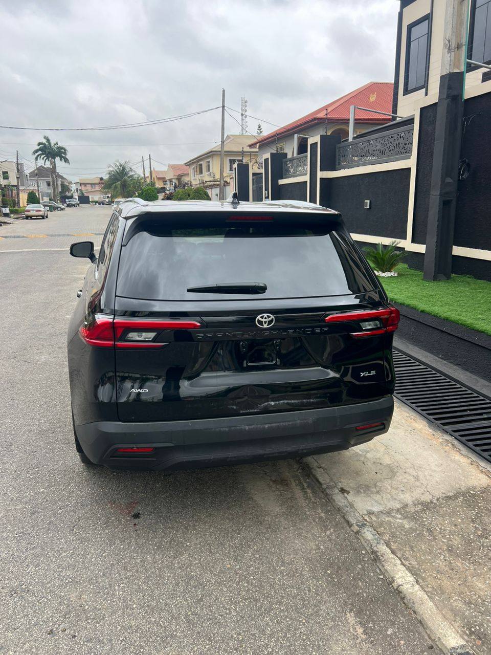 A picture of TOYOTA GRAND HIGHLANDER 2025