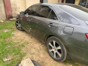 A picture of 2010 Toyota Camry everything working perfectly fresh car system buy