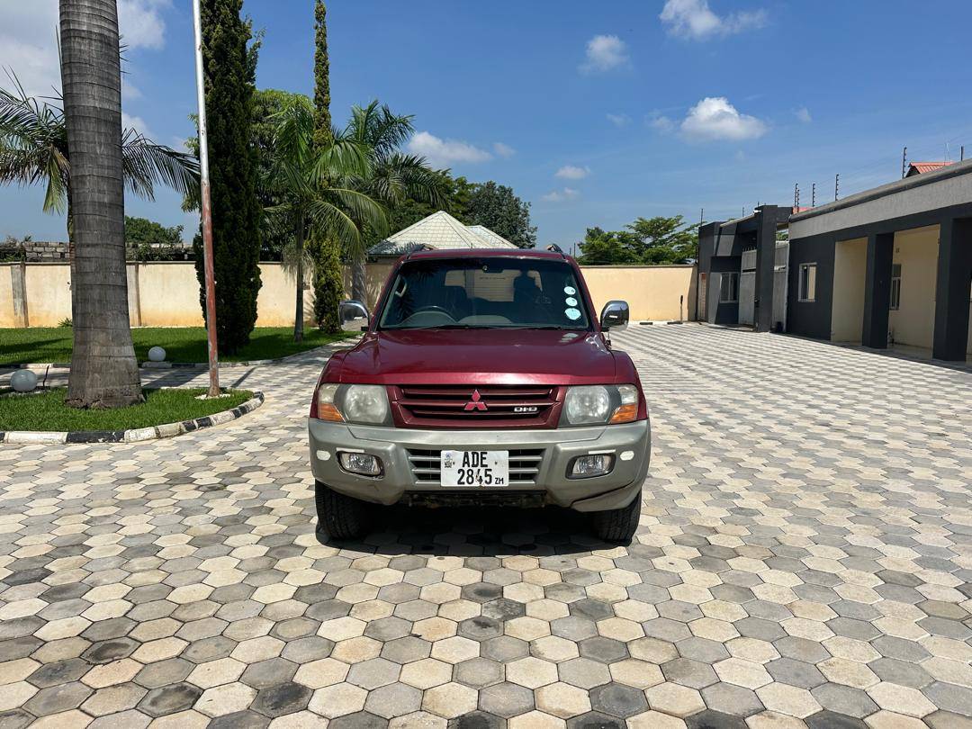used mitsubishi pajero