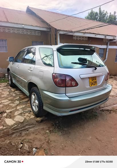 toyota harrier