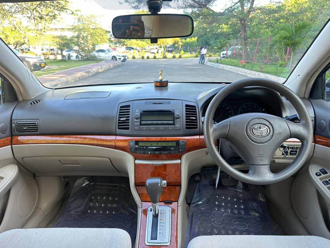 A picture of TOYOTA PREMIO F 22.8M 1490Cc 0742806680