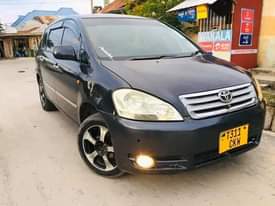 A picture of Toyota IPSUM