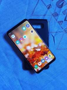 A picture of Lg V35
