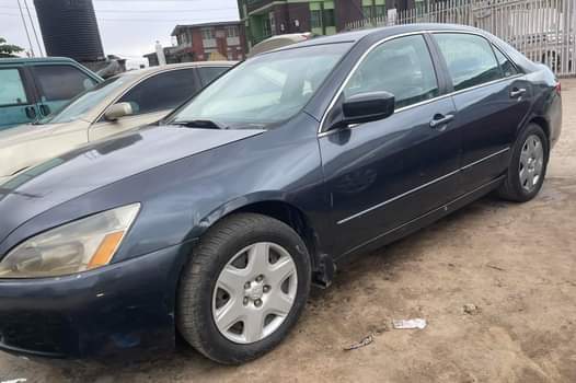 A picture of 2005 Honda accord