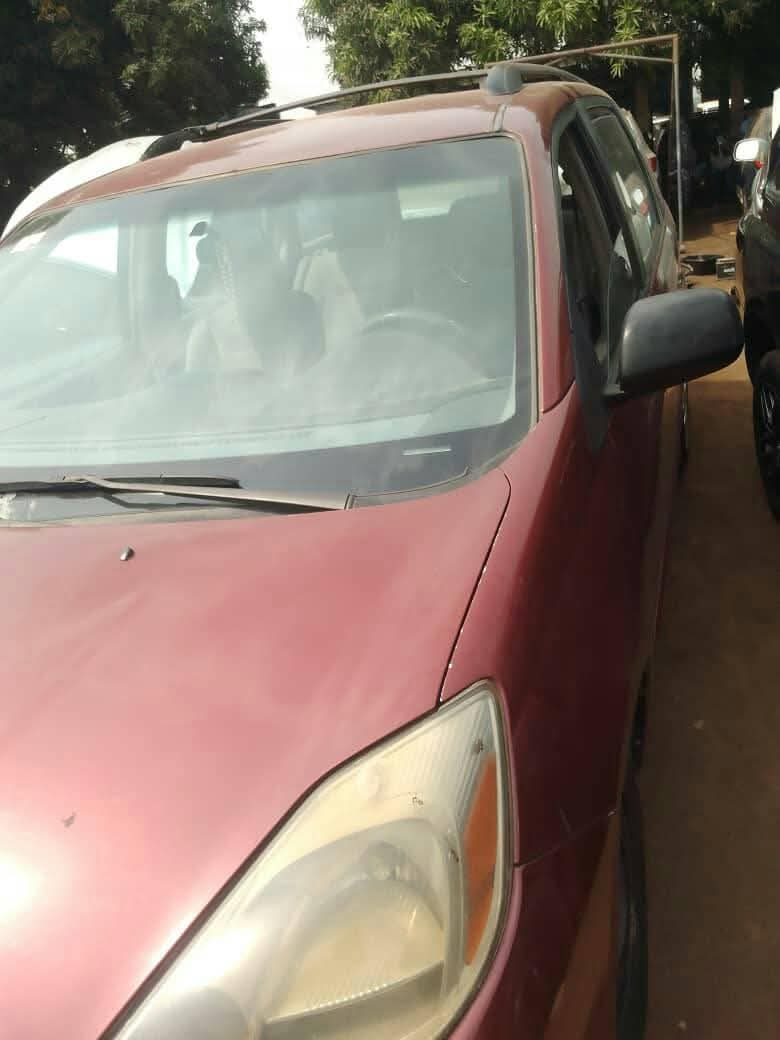 A picture of Toyota Sienna 09034045657