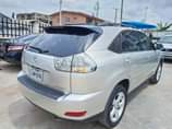 A picture of Foreign used Lexus RX 330 2005 model Sound Engine Smooth