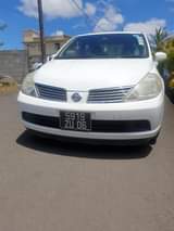 used nissan tiida