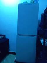 A picture of Fridge juu linapooza chini linagandisha