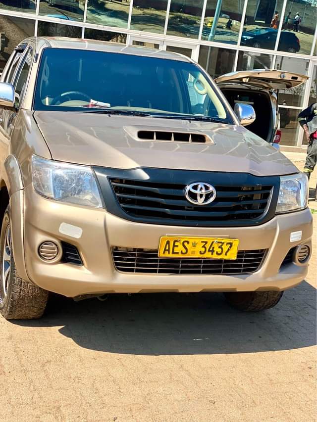 used toyota hilux