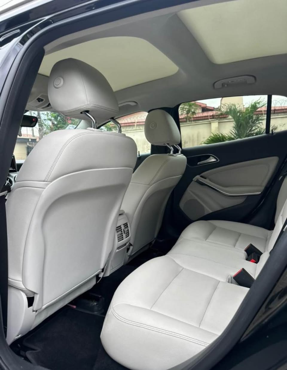 A picture of Used Mercedes Benz GLA250 2015 18m negotiable