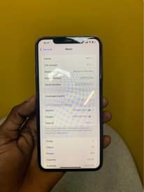 A picture of iPhone 11 Pro Max 64GB