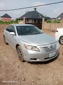 A picture of Toyota Camry direct 2009