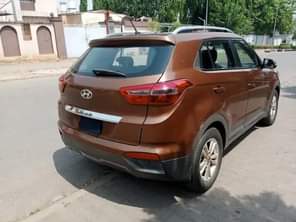 A picture of 2016 Hyundai creta Neatly used by a lady First body
