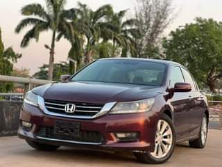 A picture of Owner is back from journey Super Sharp Registered 2014 HONDA