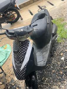 A picture of SCOOTER KAWASAKI CC60 MAFUTA YA 5000 WIKI NZIMA