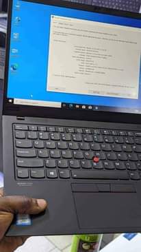A picture of Lenovo Thinkpad X1 carbon