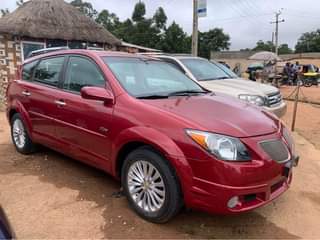 A picture of Pontiac vibe 05