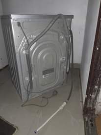 A picture of washing machine