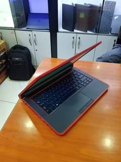 A picture of Dell latitude 3340 corei3