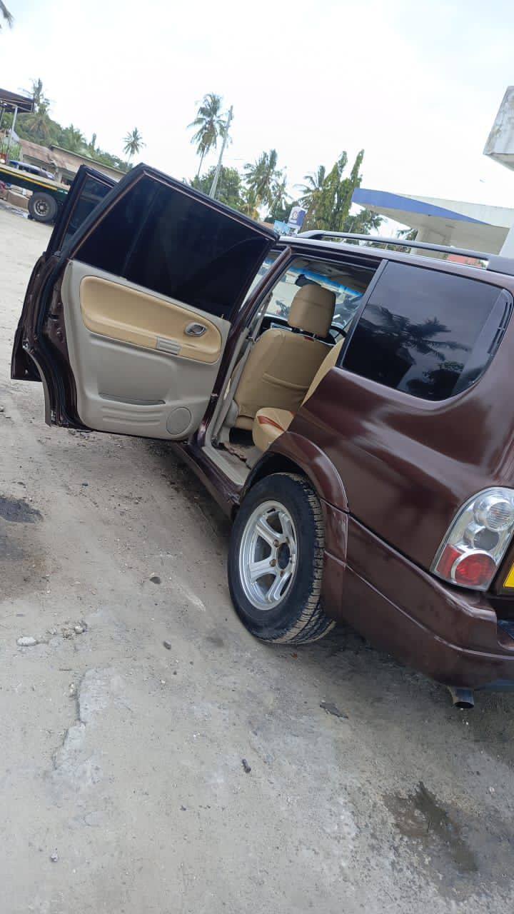 A picture of Suzuki escudo