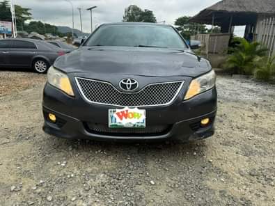 A picture of Weekend sweet sales Sharp Toyota Camry sport 2011 AC gear