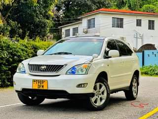 A picture of TOYOTA HARRIER NEW MODEL GOOD NEW FOR SELL 19M OR