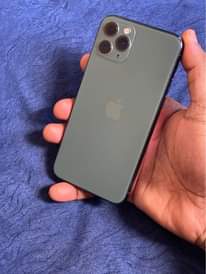 A picture of I phone 11 pro
