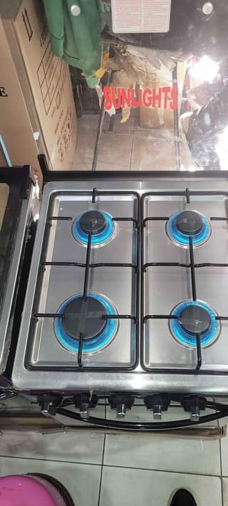 4 plate stoves