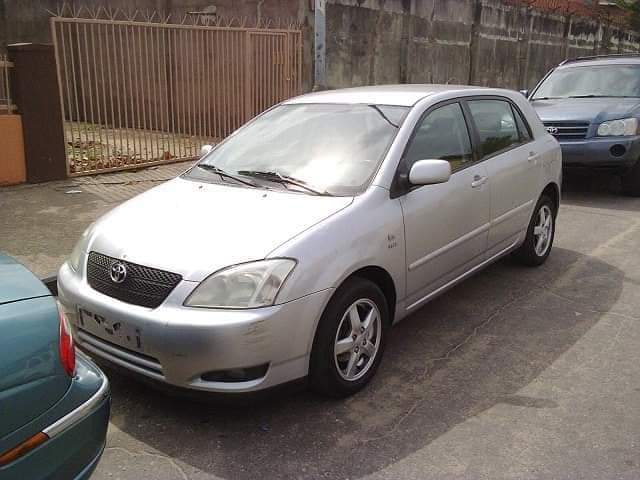 A picture of Toyota Corolla Obama 2006 09061825415